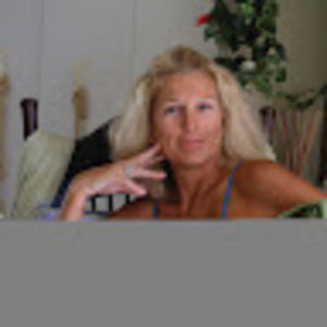 Meet your Posher, Alison